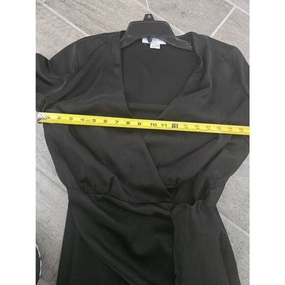 Women's Never Fully Dressed Black Vienna Satin Wrap Dress Size Medium Long Sleev - Picture 7 of 10
